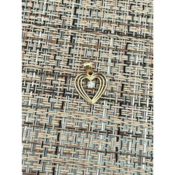 14K Gold Heart Cz Pendant - Picture 5 of 7